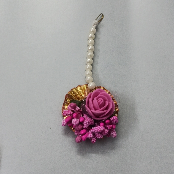 Pink beautiful Flower jewellery for haldi (no negotiation) - Picture 6 of 8